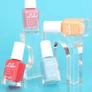 f6de67031b42a3c7f0feae1f6212c6e799af7e5b_CNE1118_4_barry_m_in_a_flash_quick_dry_nail_paint_breezy_blush