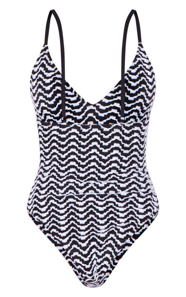 fbb83b5b5836b1239b0ed3abc18912ed079a7d5d_CNL8542_6_black_and_white_monochrome_textured_plunge_high_leg_swimsuit