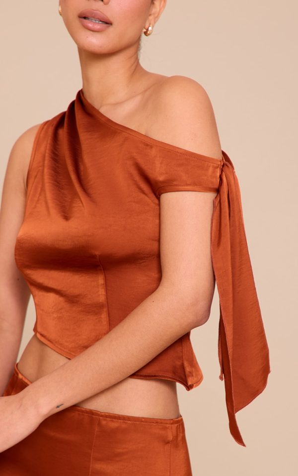 fbfadc5eae1cad1d549e7ee4d3e6f4ee5b842917_CNM5343_4_rust_tie_shoulder_satin_top