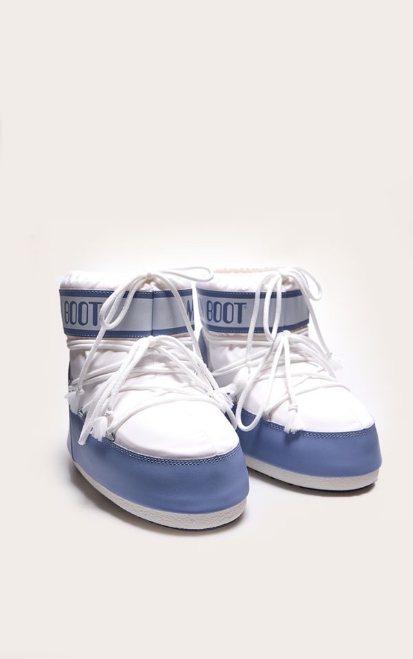 fdc5bae61133c0a59f6c0022dc7f906843408901_CNI7883_2_moon_boot_grey_and_white_icon_low