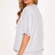 ff940ff86999bbd843a4151297a38f89b2e886f8_CNJ5144_2_prettylittlething_ash_grey_badge_detail_oversized_short_sleeve_sweatshirt